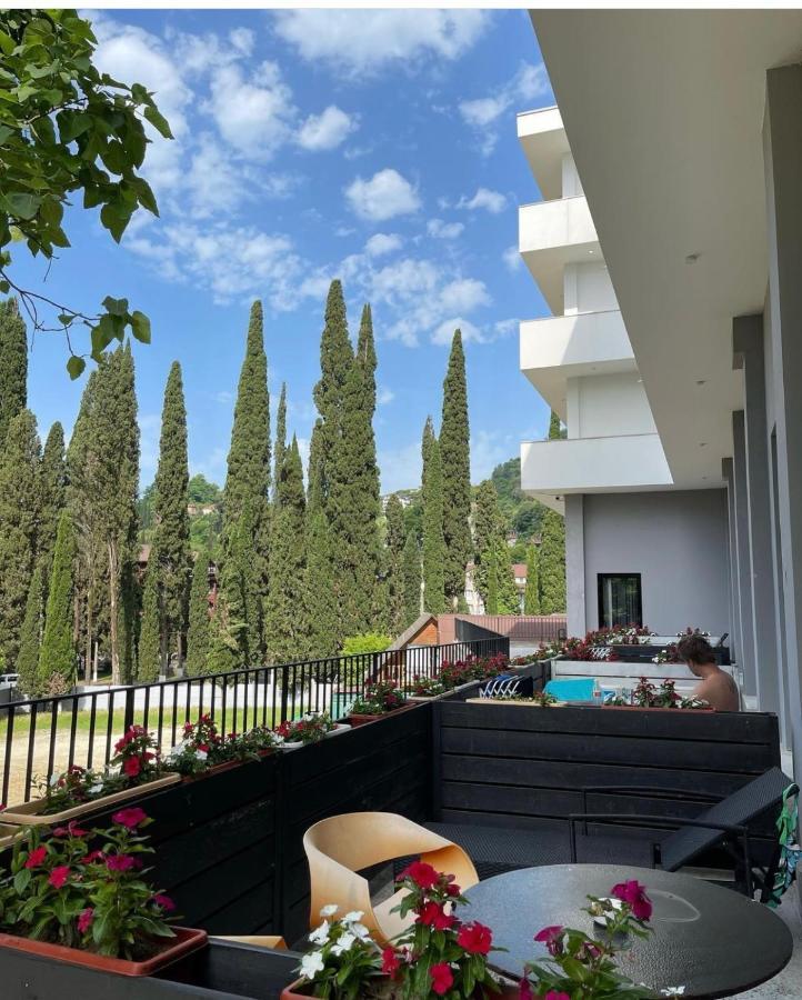 Abaash Hotel Afon New Athos Eksteriør billede